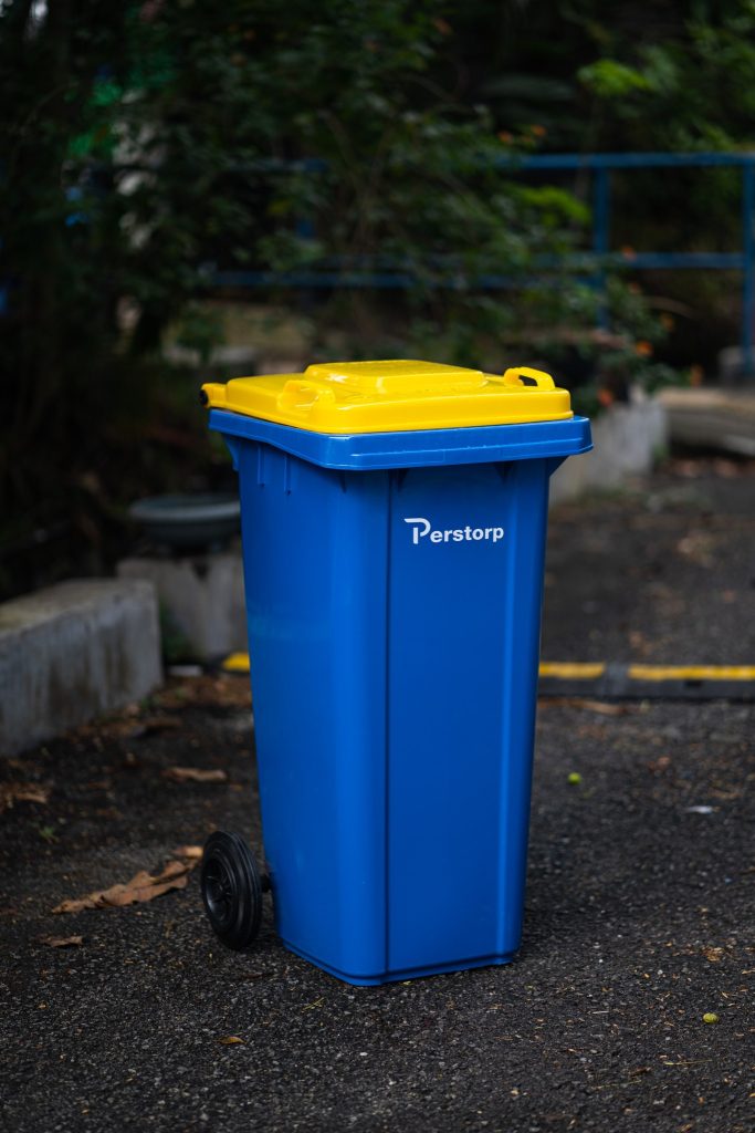 MGB120 Two Wheel Bin